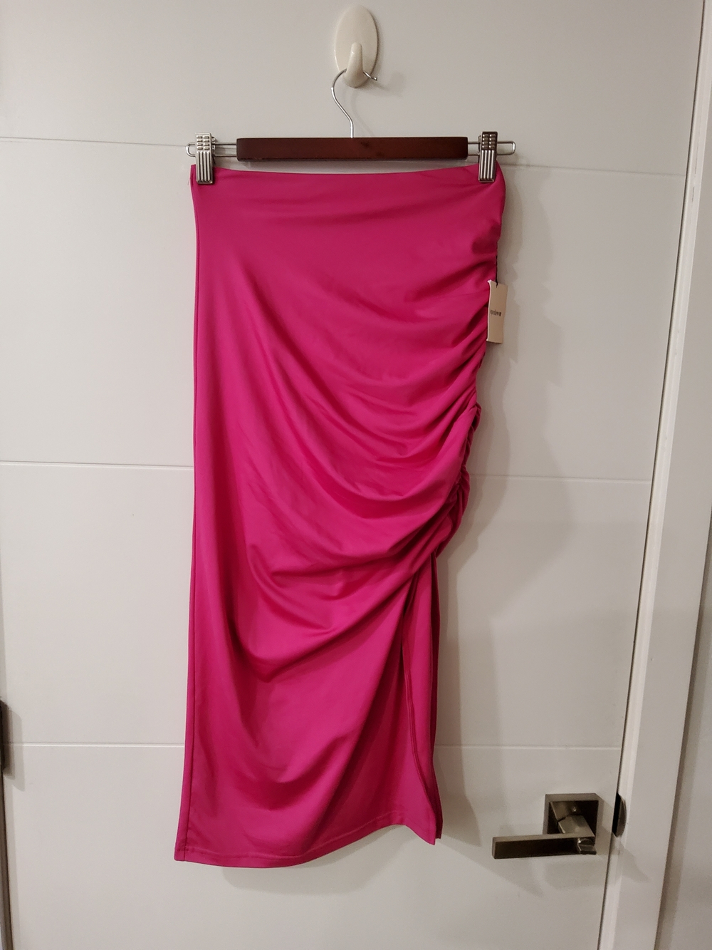 Superdown Tiffany High-Rise Ruched Midi Skirt in Hot Pink - Picture 4 of 12